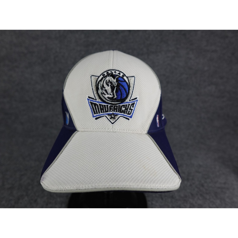 Reebok Dallas Mavericks Flexfit Baseball Cap White Blue NBA Basketball OSFM